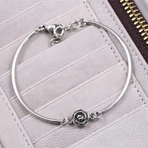 Bracelet in stainless steel